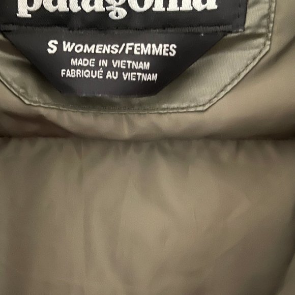 Patagonia Down Jacket (longer style) - Picture 2 of 2